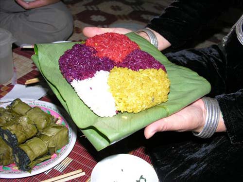 Xôi ngũ sắc Tuyên Quang